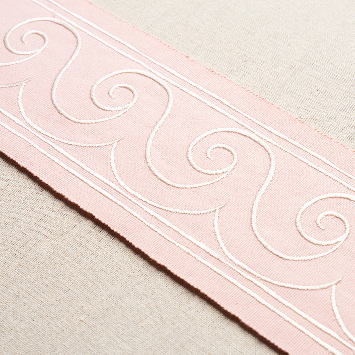 GREEK WAVES TRIM | WHITE ON BLUSH