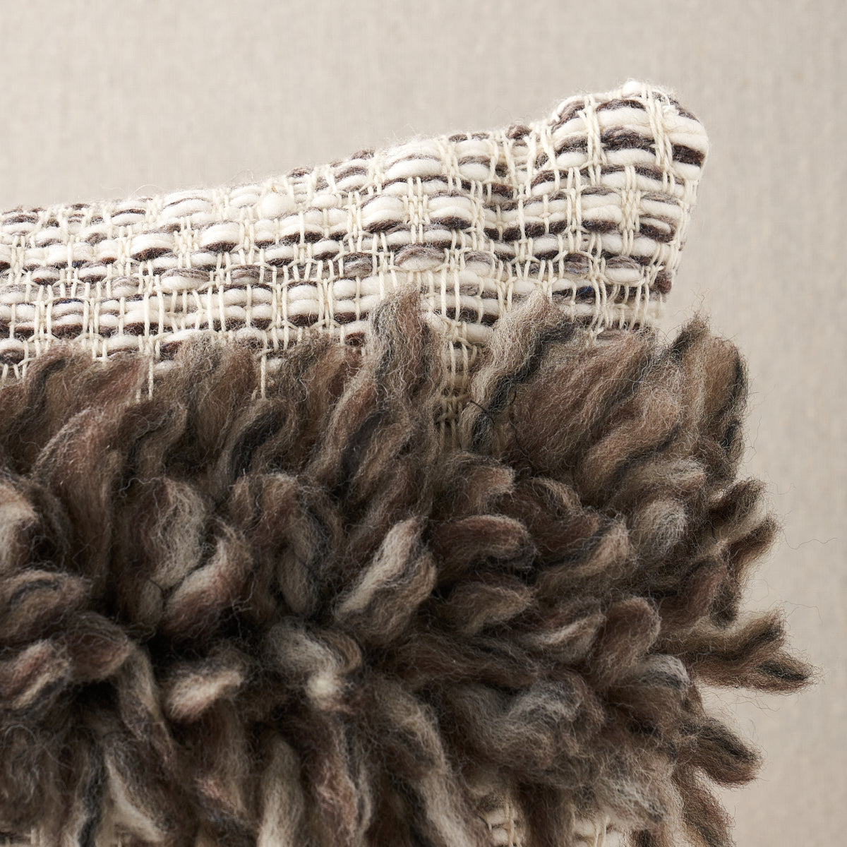 Cuscino Overshot Merino Shag | Artemisia