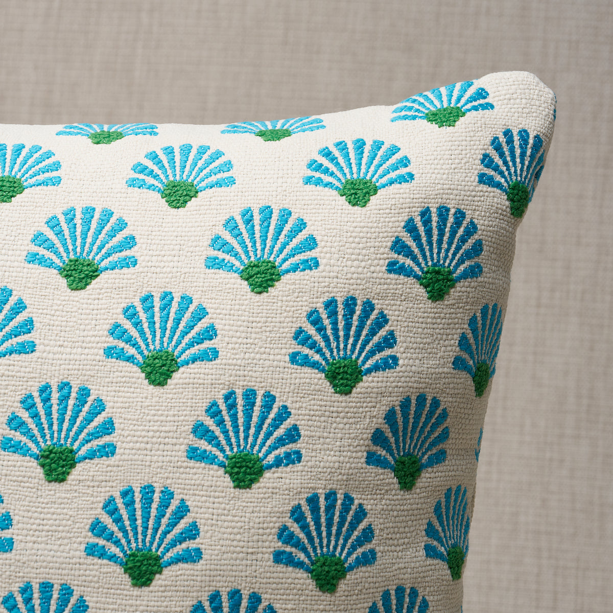 Bellini I/O Pillow | Lagoon