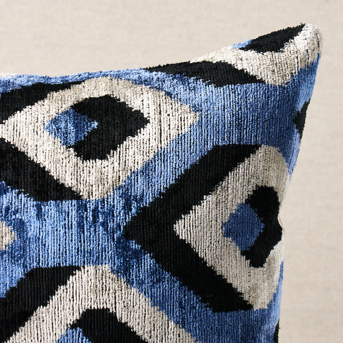 Mersin Silk Velvet Pillow | Blue & Black